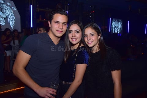 David  Paulina y Fernanda