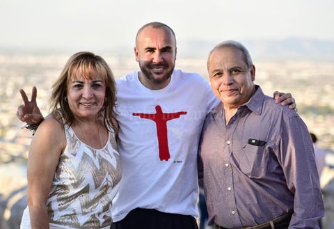 24072018 ENTRE AMIGOS.  Olga Goitia de Darwich, Ricardo Seco y Jorge Darwich.