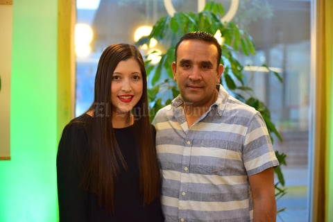 29072018 EN RECIENTE EVENTO.  Mónica y Juan.