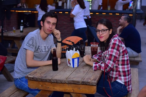 01082018 Jesús y Laura.