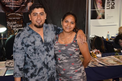 01082018 EN RECIENTE EVENTO.  Víctor y Karla.