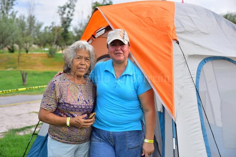 03082018 Lucía y Laura.