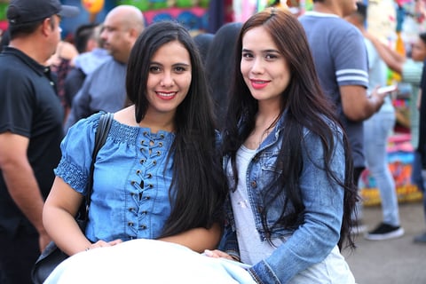 Perla y Liz.