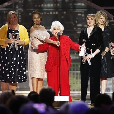 Comenzó su carrera en 1948 como actriz y cantante, desarrolló su carrera artística durante seis décadas y fue nominada en dos ocasiones a los premios Tony, a lo mejor del teatro, y al Emmy, a la excelencia en la televisión estadounidense, el cual gana en 1982.