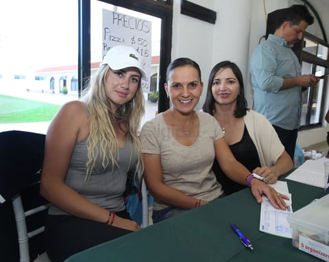 Judith Salazar, Ana Isabel Nájera y María Altamira.