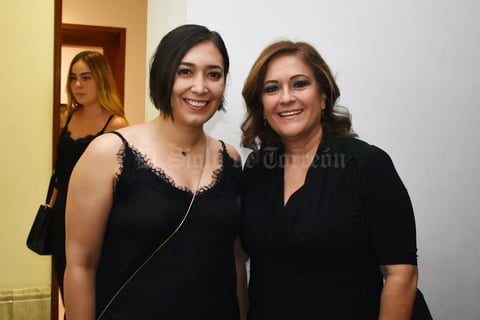 09082018 Esthefanie y Sara.