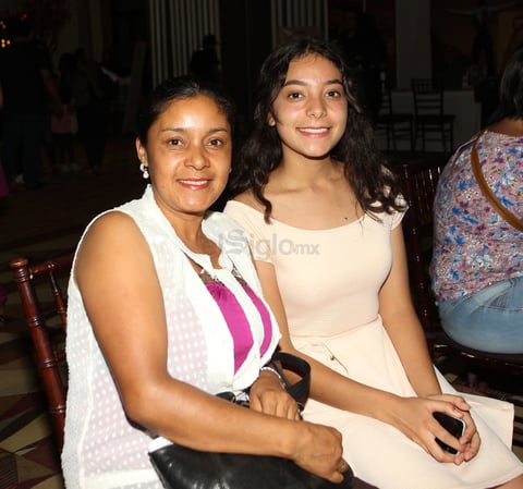 Isabel y Eugenia Galaviz.