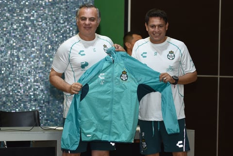 Canay apuntó que su compromiso con este cuerpo técnico, con la institución y con los jugadores es tratar de entregar su mejor versión en cuanto a lo profesional y personal.