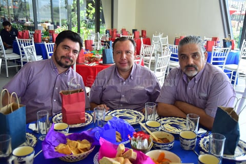 15082018 EN RECIENTE EVENTO.  Miguel Ángel Carillo, Germán Vargas y Víctor Félix.