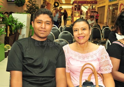 15082018 Luis Romario y Cristina Huerta.