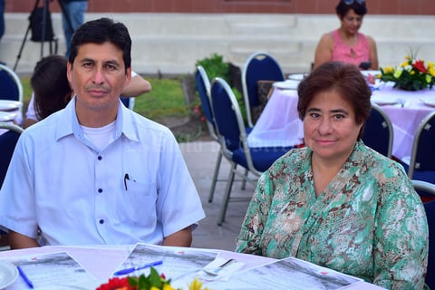 21082018 Héctor y Rosa Velia.