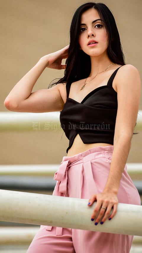 Hillary Bueno 20