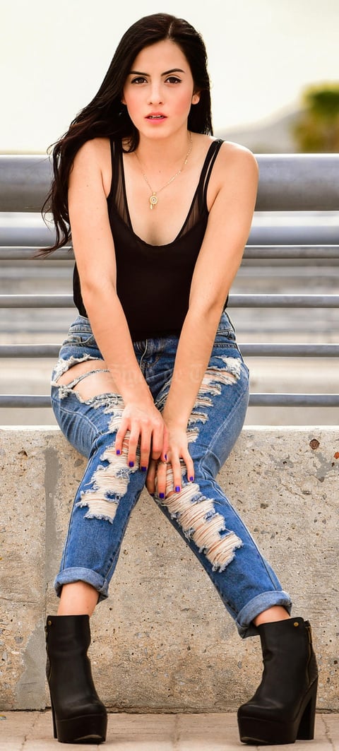 Hillary Bueno 3