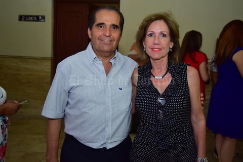 22082018 Mauricio y Gabriela.