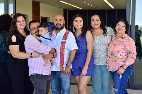 23082018 Familia Simón.