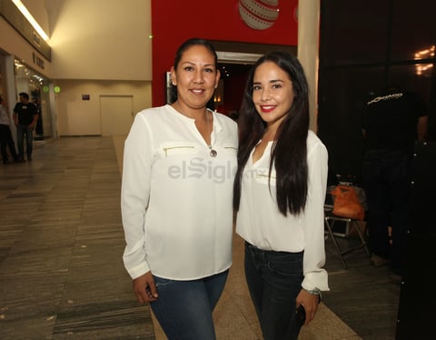 Thania Arreola y Michele Celaya.