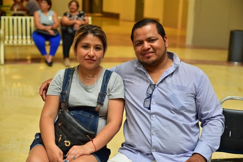 25082018 Irene y Silver.
