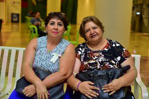 25082018 Patricia y Blanca.