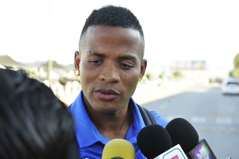 El colombiano Andrés Rentería, quien se descartó para el choque de hoy por un problema muscular, dijo sentirse contento de volver a Torreón.