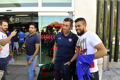 La afición se mostró contenta con el técnico lusitano y esperan sacar un buen resultado en la cancha del Estadio Corona.
