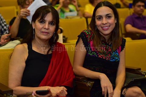 27082018 Roxana y Aitana.