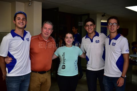 30082018 Chuy, José Manuel, Andrea, Luis y Carlos.