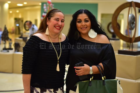 31082018 Silvia y Alejandra.