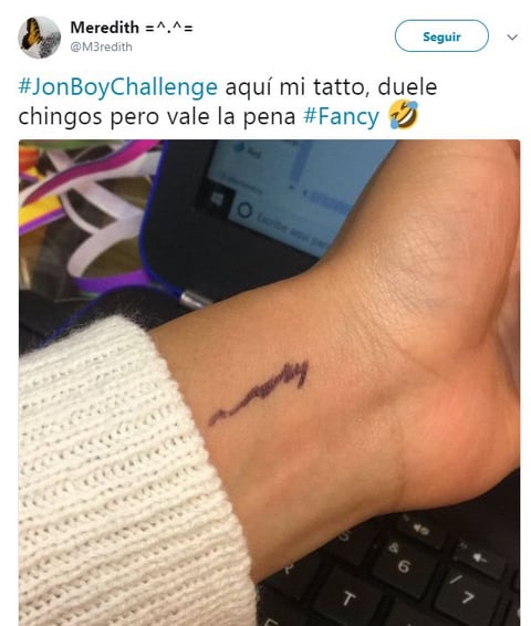 Con memes critican tatuajes de hijas de Peña Nieto