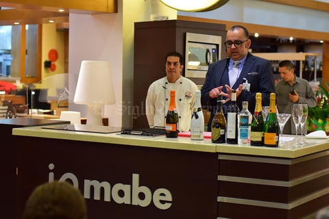 05092018 Los reconocidos chefs dieron útiles consejos a las asistentes.