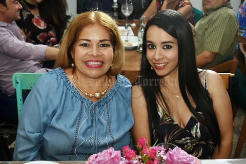 06092018 Graciela y Yerelin.