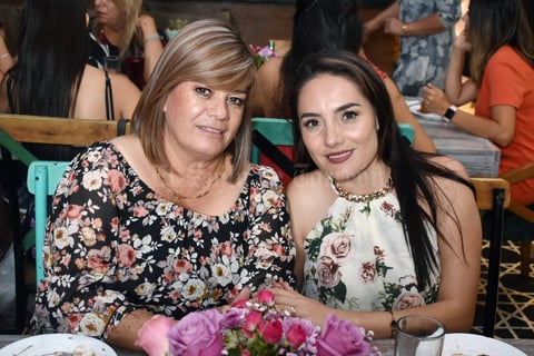 06092018 Eva y Alejandra.