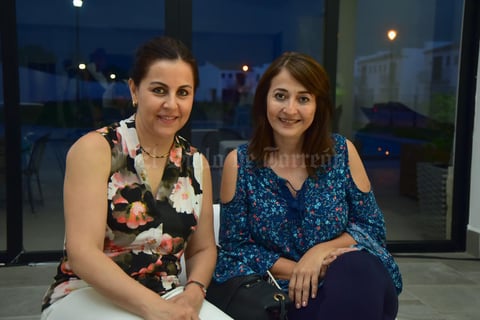 09092018 Angélica y Dora.
