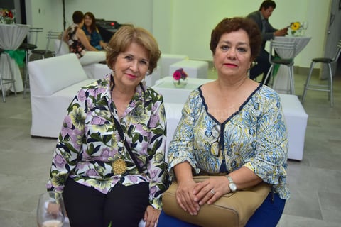 09092018 Paquita y Mónica.