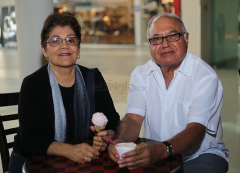 Josefina Lechuga y Pedro Luna.