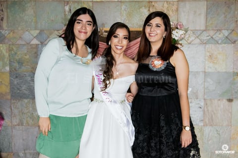 15092018 La novia y sus damas, Mariana Ortiz y Laura Molinar.