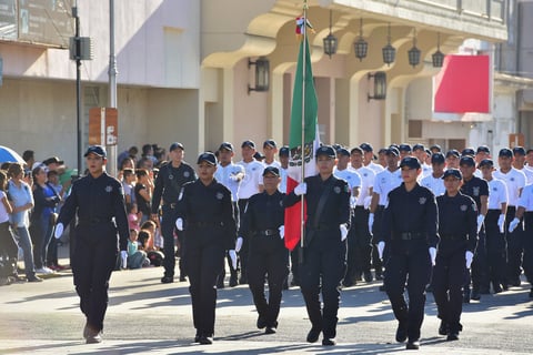Agentes de diversas corporaciones marcharon por el Centro.