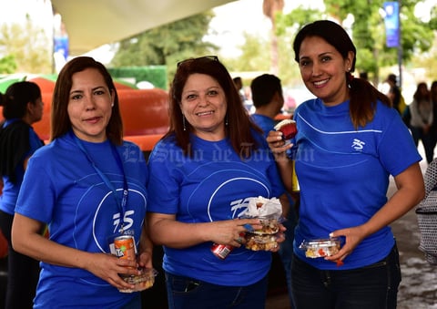 18092018 FESTEJO DE ANIVERSARIO.  Elisa López, Sandra Alonso y Lorena García.