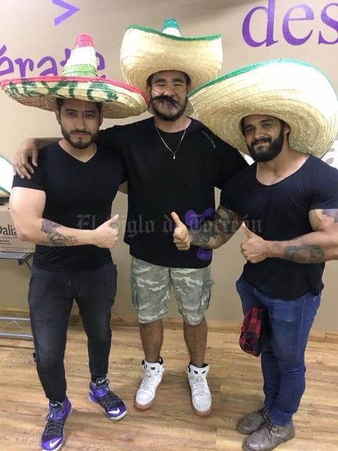 20092018 posan para la foto