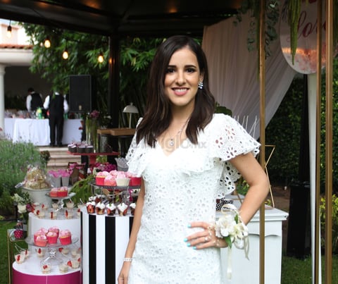 Lorena Durán en su despedida de soltera.