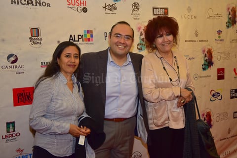 26092018 Beatriz, Leonardo y Rosario.