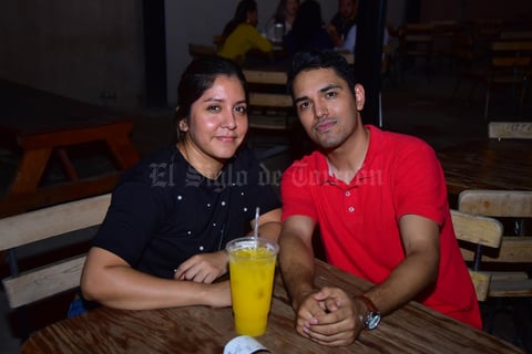 26092018 Yanira y Jorge.