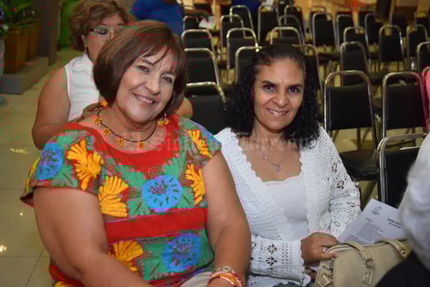 26092018 Hilda y Reina.