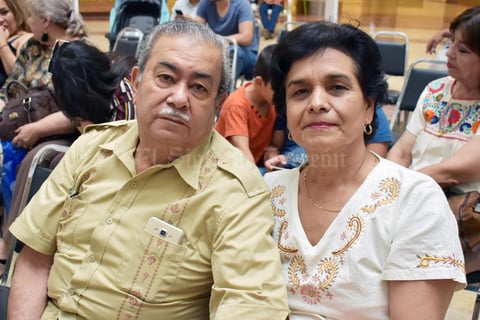 27092018 Ismael y María de Jesús.