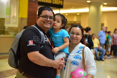 30092018 Selene y David.