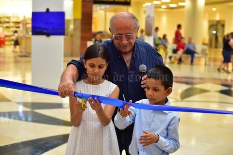 01102018 En el corte del listón inaugural.