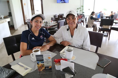 Saskia Bravo y Rebeca Saracho.