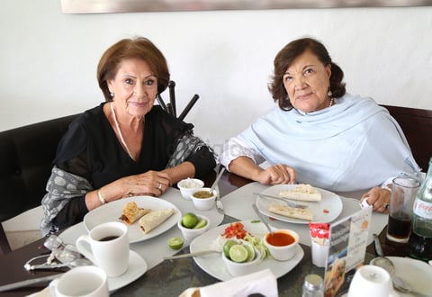 Silvia Muller y Norma Villareal.