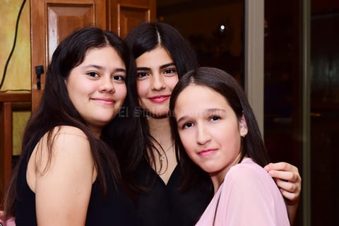 Ivanna Renata y Jocelyn