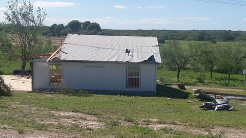 Un tornado sorprendió a los habitantes del ejido Santa María del municipio de Jiménez.