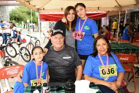 10102018 Diana, Valentina, Juanita, Héctor y Luisa.